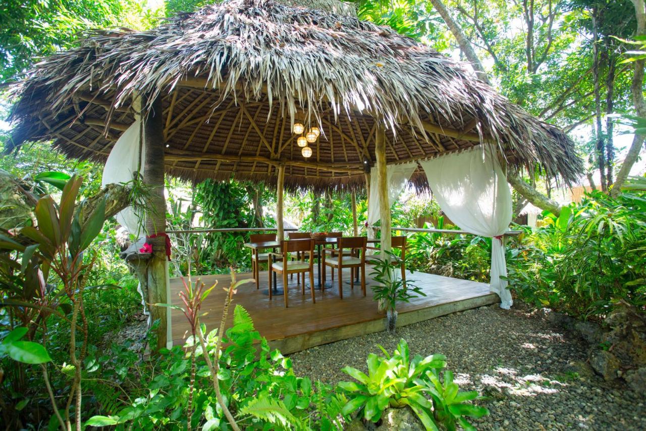 Mandala Spa & Resort Villas Manoc-Manoc Экстерьер фото