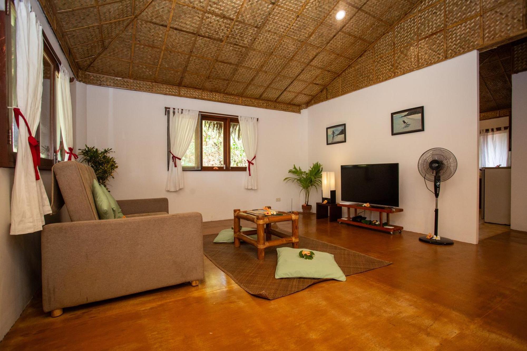 Mandala Spa & Resort Villas Manoc-Manoc Экстерьер фото