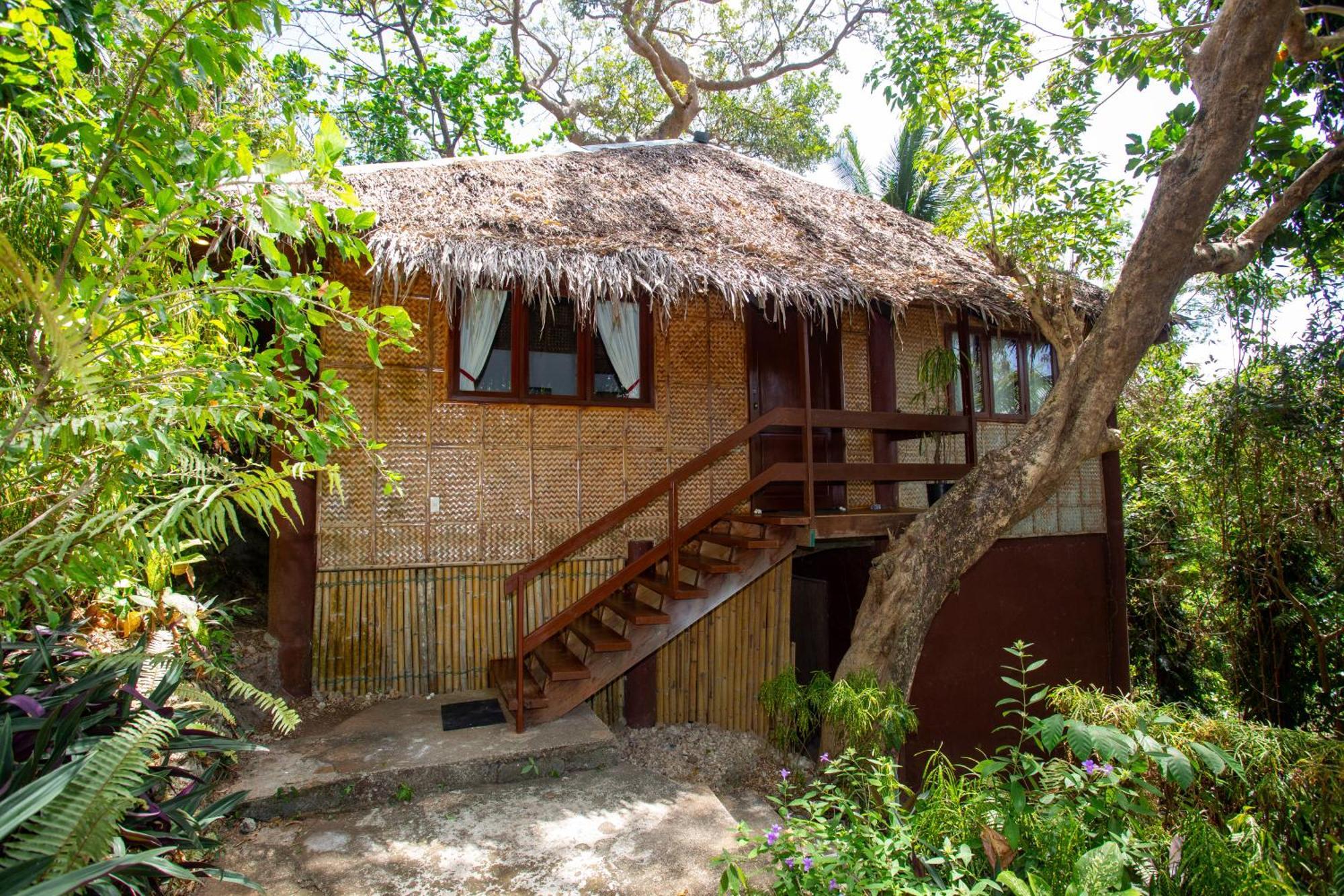 Mandala Spa & Resort Villas Manoc-Manoc Экстерьер фото